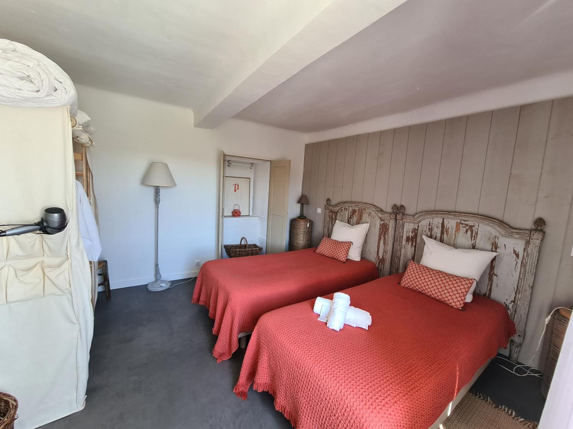 Villa La Ferme Constantin Fayence Habitación foto