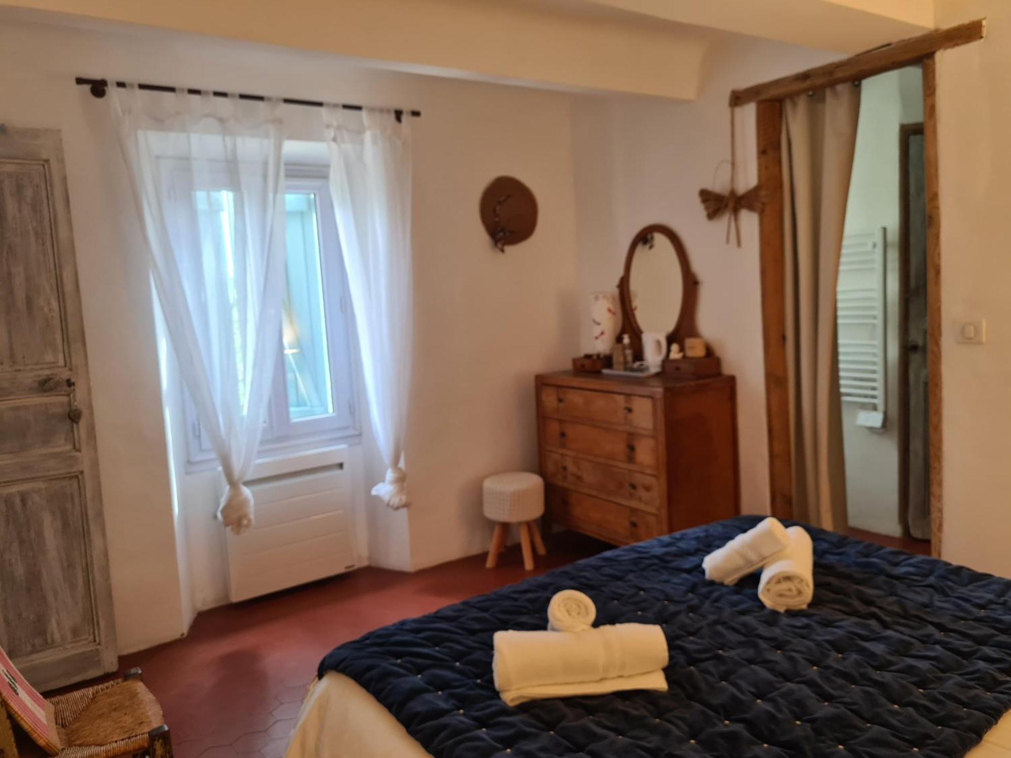 Villa La Ferme Constantin Fayence Habitación foto
